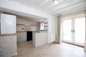 Kitchen/Diner- click for photo gallery